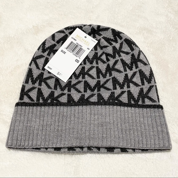 New MICHAEL KORS MK Logo Cuffed Beanie Hat & Scarf Set - Picture 6 of 12